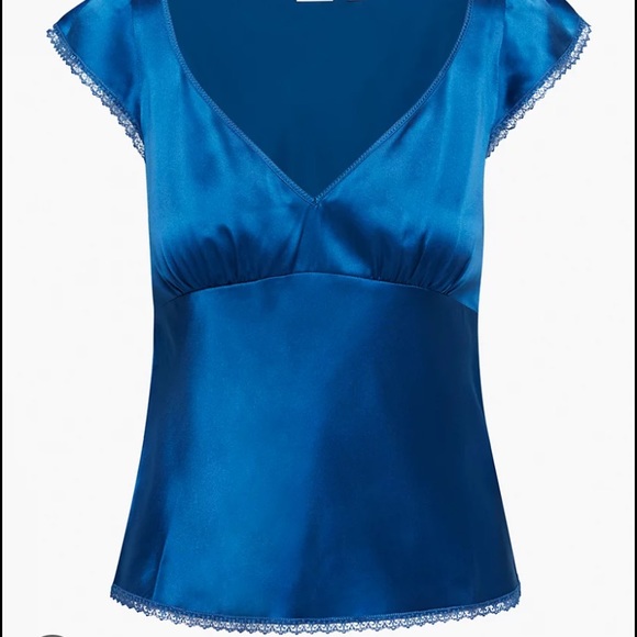 Aritzia Monterey silk blouse - Picture 2 of 4